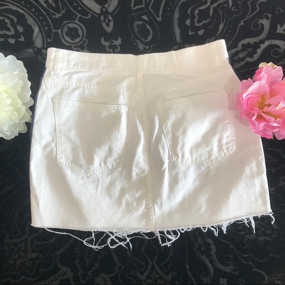 Pull&Bear 30 White Denim Mini Skirt Sz L (D17) - Picture 4 of 7